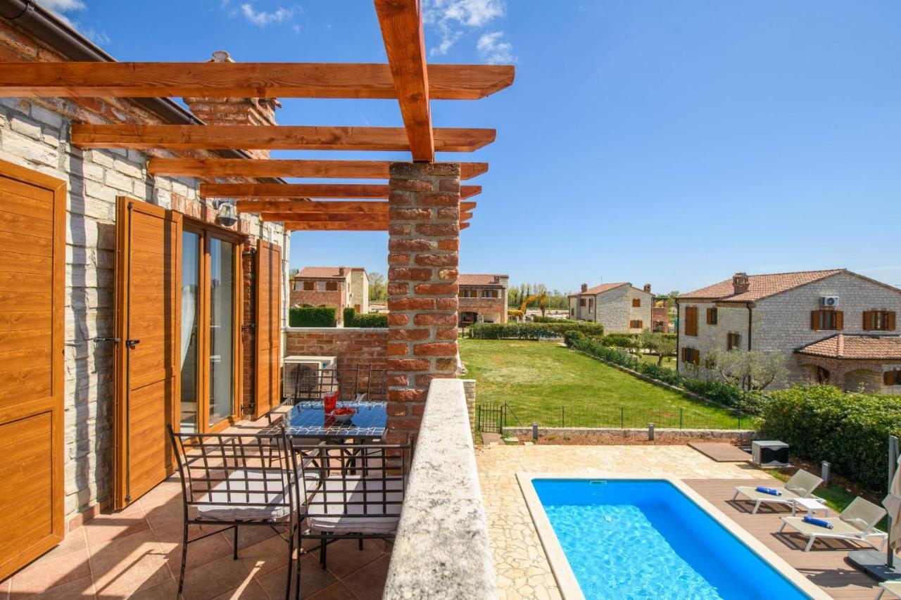 Paradis Villa Stone Queen With Heated Pool Butkovici  Luaran gambar