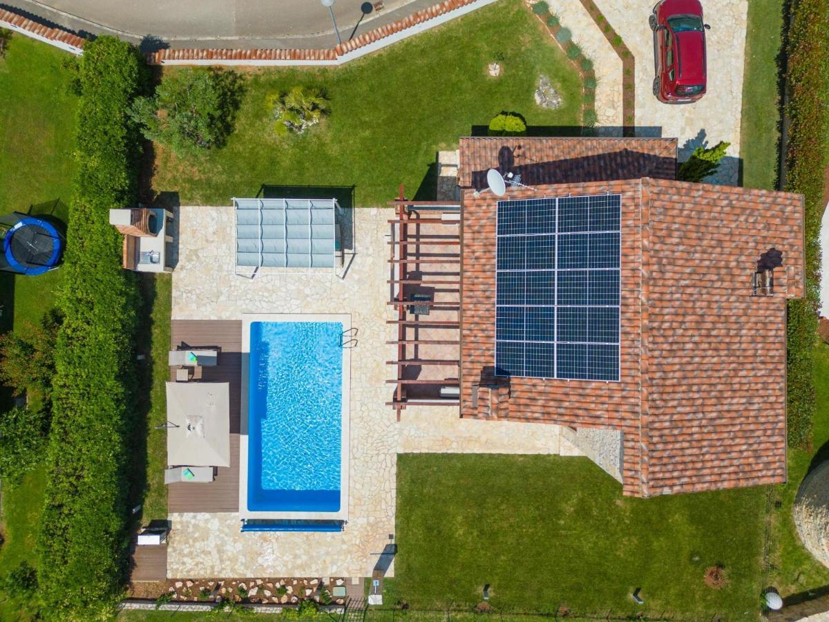 Paradis Villa Stone Queen With Heated Pool Butkovici  Luaran gambar
